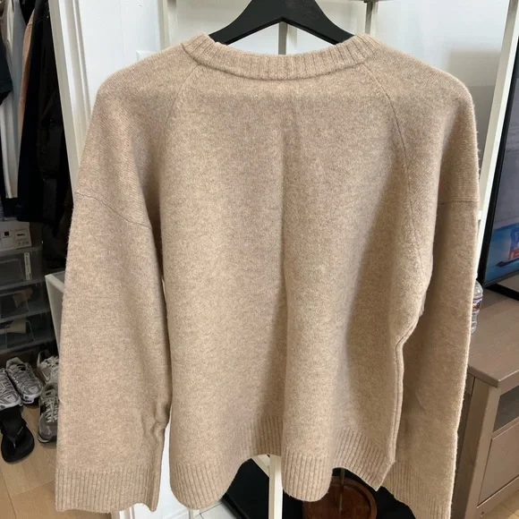Reformation 100%wool Sweater - Picture 5 of 7
